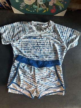 Eddie Bauer White & Blue Dot-Stripe Kids Rashguard Set